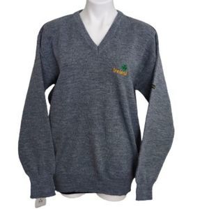 Vintage 1960s Blarney Castle V Neck Gray Knit Sweater